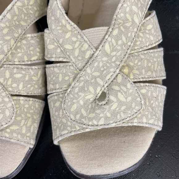 😍Grass shopper ortholite sandals - Picture 2 of 5
